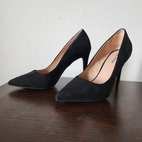 Call It Spring Shoes - Elegant Black Women's Pointy Toe Heels Size: 7.5